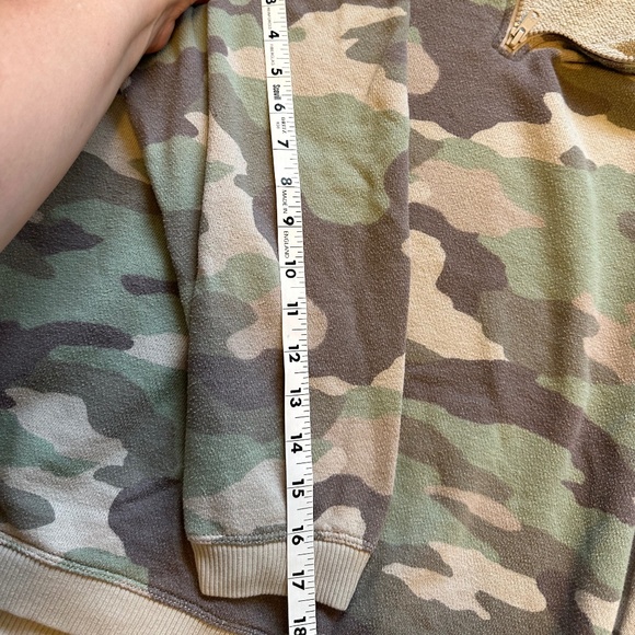 Arie Good Vibes Oversized Cameo Quarter Zip - Picture 7 of 8